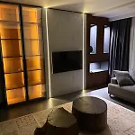 Sueper Vip Havuzlu Muestakil Odalar Banyolu *
