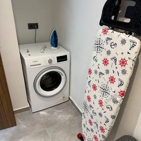 Villa Sueper Vip Havuzlu Muestakil Odalar Banyolu Cesme