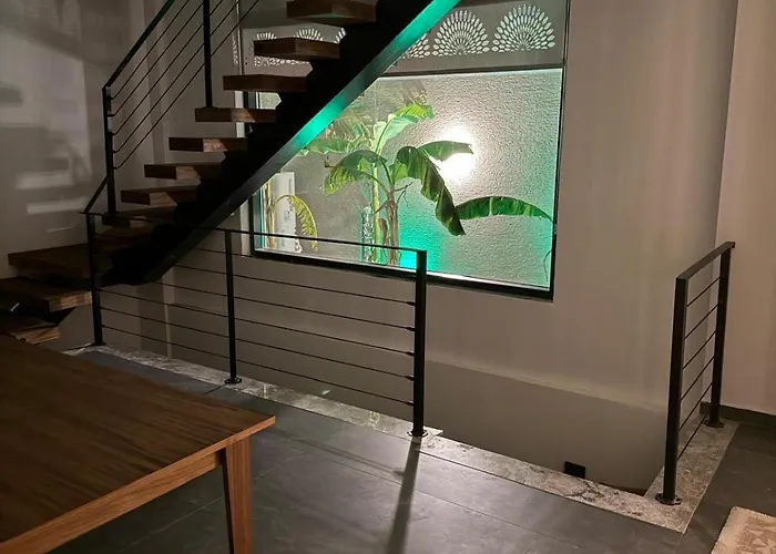 Villa Sueper Vip Havuzlu Muestakil Odalar Banyolu Çeşme