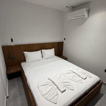 Sueper Vip Havuzlu Muestakil Odalar Banyolu 빌라