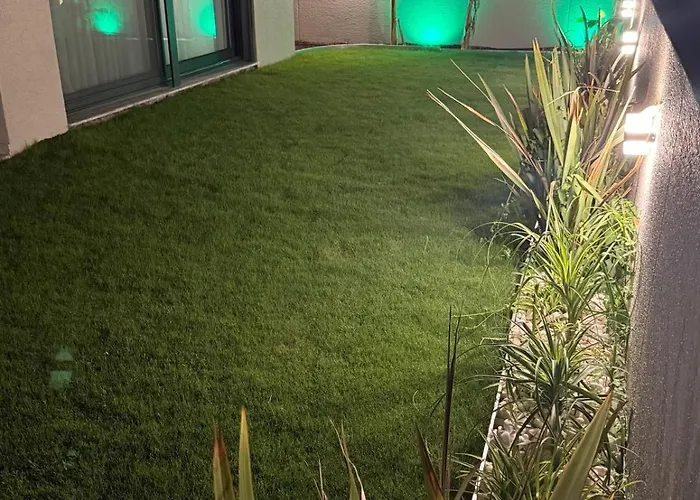 Villa Sueper Vip Havuzlu Muestakil Odalar Banyolu